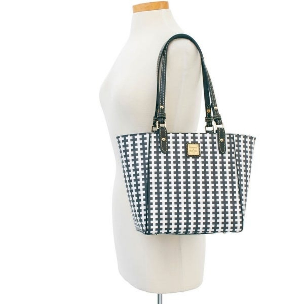 **SOLD** Dooney & Bourke Georgia Janie Tote Bag - Picture 2 of 12